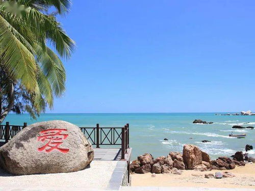 第一天：抵达三亚 - 酒店风波 & 三亚湾的“拥挤”