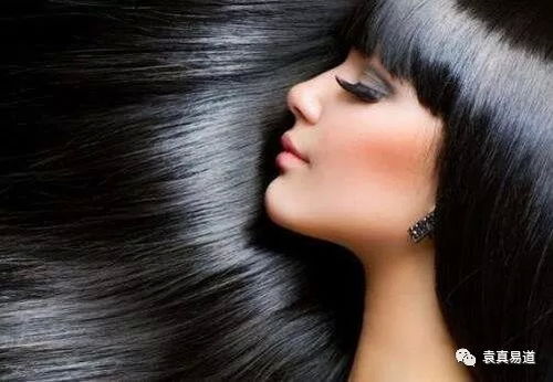 面相长白头发和鬓角分别代表什么含义？