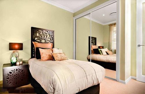 三、 绿植与镜面的运用规范