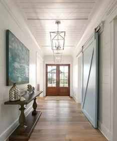 一、 狭长型玄关的设计现状与挑战