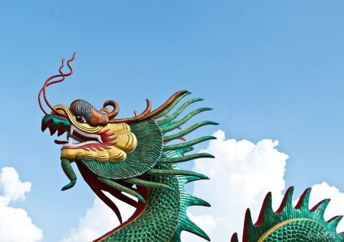 第三个贵人：属猴的！