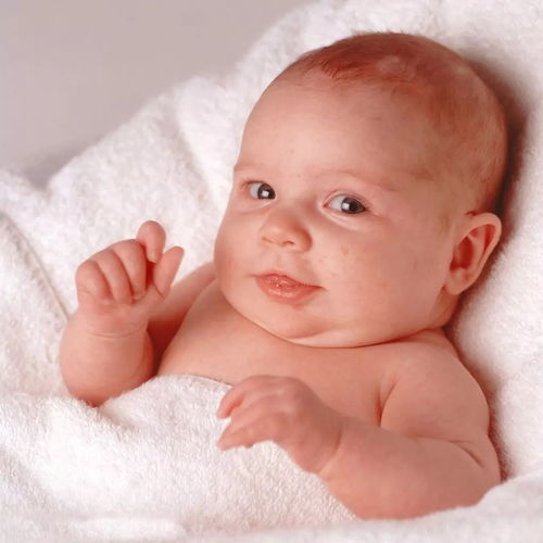 靖凯不错哦!感觉彳艮有气势. 我娘家隔壁老王家孙子就叫这个.