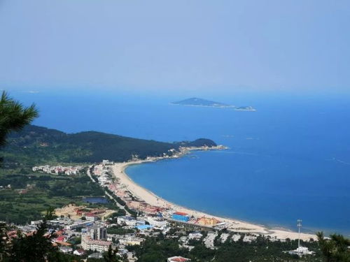 景点探索：从网红地标到隐秘渔村