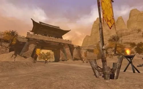 男命八字时柱官杀坐空，官杀在时柱是否需要调整以改善运势？