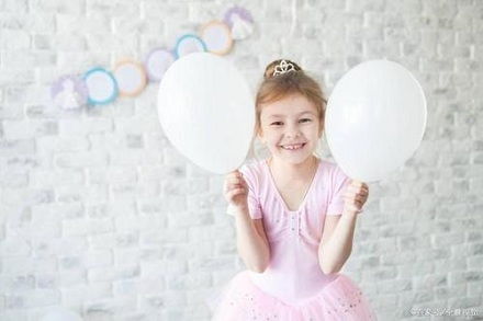 五行缺水八字喜火忌水女孩，取名大全文雅缺火怎么办？