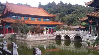 五、  昆明圆通寺：城区地标与宗教信仰景观的共同生存