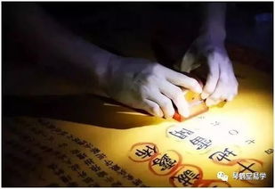 八字算命时，是先看十神还是藏神？