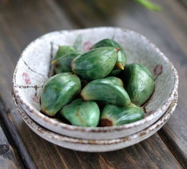 如何制作腊八蒜？详细步骤和注意事项有哪些？