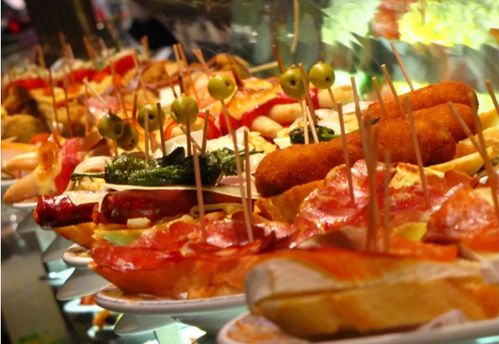 西安成团游的那些事儿：一场混乱又惊喜的味蕾与历史大冒险