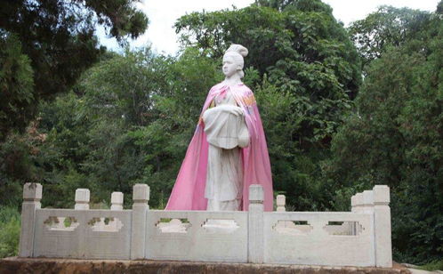 孟姜女哭较长城：怨灵附身的神话与较长城作为鬼哭之地的文化底蕴象征