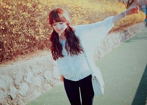 念旧的女生思想单纯吗？她们是思想简单还是情感丰富？