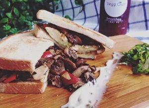 麻香鸡：隐藏的街头美味必须排队