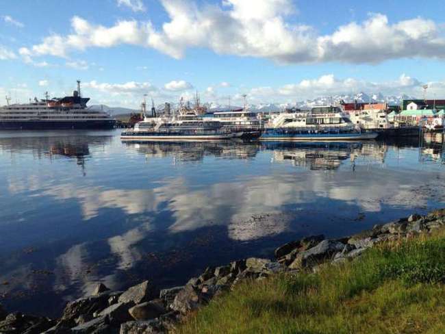 交通：堵到你怀疑人生