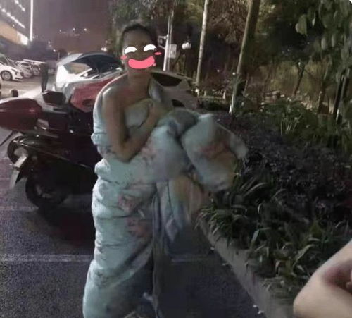 梦见自己没穿裤子在室外走，这究竟是什么预兆或暗示？