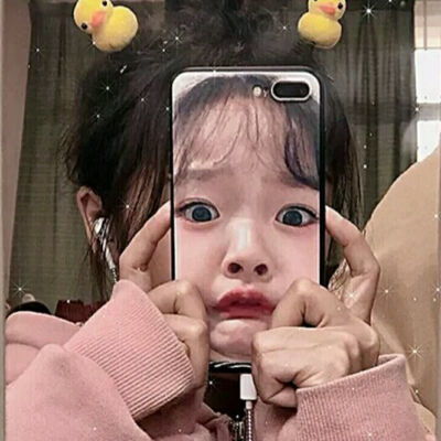 三、沙雕搞笑型：友谊的小船永不翻！（虽然可嫩经常搁浅）