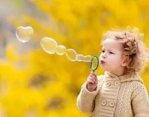 3. 色彩心理学与五行生克的运用