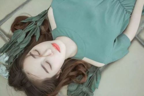 方伟医生，您能分享一下中医专家方伟的生辰八字是什么吗？