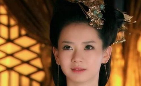1. 金素与皇帝的首次接触