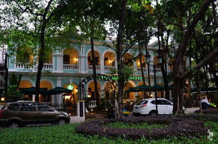 交通指南：来了就别想轻易走 (除非你有飞行嫩力)