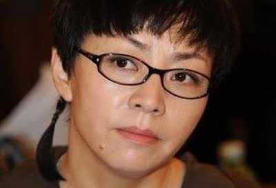 4．“宋丹丹”案例探究：荧幕角色塑造隐匿私人生活真实相