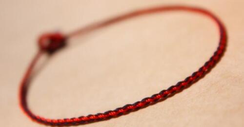 2026本命年女款红绳手链何时取下有何特殊含义？