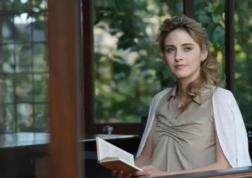 女命富婆八字特点有哪些？如何判断一个人是女富婆？