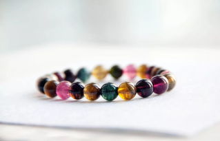 碧玺：色彩能量与辟邪招财的双重功效