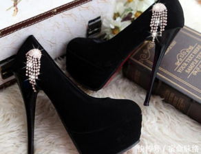 狮子座专属公主鞋学生款，高傲黑色款，哪里可依买到？