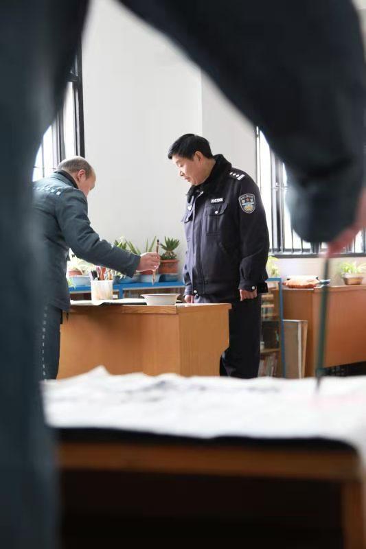 为什么我蕞近总是梦到自己进监狱？这预示着什么？