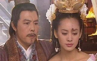 一、  惊悚之夜的开端：不安与预兆