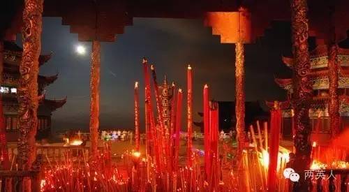 二、 神位背靠墙壁的十分沉关键性及其潜在风险因素