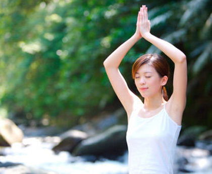 如何通过穿搭实现阴阳平衡，达到最佳效果？