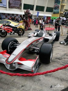 5. 赛车场的“感人”卫生间体验