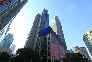 上午8:00——解放碑（人头海）