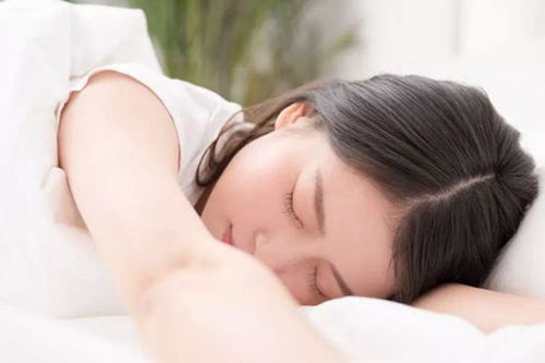 为什么白天睡觉会Zuo梦？