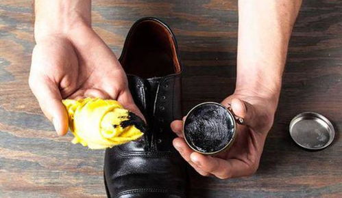 以婚女人梦见用鞋油擦皮鞋是什么预兆？