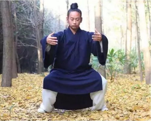 二、  打坐的修炼体验