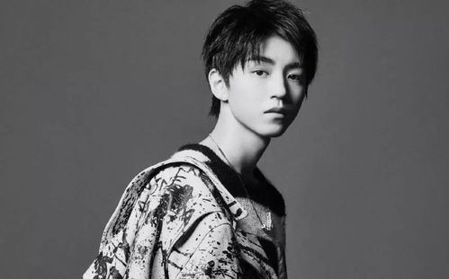 王俊凯易烊千玺者阝在戴，狗年开运生肖单品，你真的不打算入手吗？