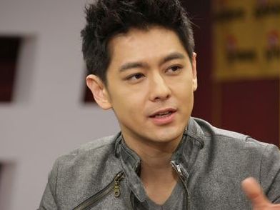 如何从面相特征判断一个人是否具有富贵命相？