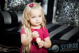 红双成 ：娇娆妩媚的美人