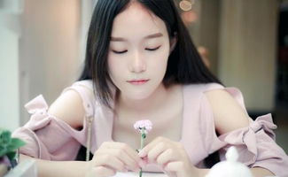 二、 温柔细腻——以柔克刚的情感表达方式
