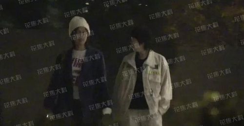 一、时间维度与空间环境：营造恐惧氛围的基础