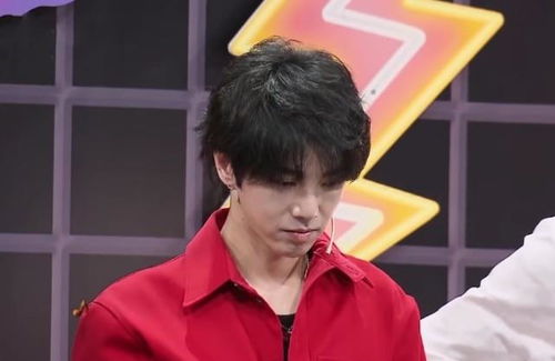 华晨宇宝宝名字叫华宝，谐音改写：华晨宇宝宝名字叫华宝吗？