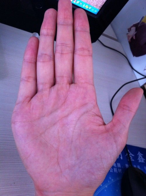 手相掌纹种类繁多，女性看掌纹是否最准确？