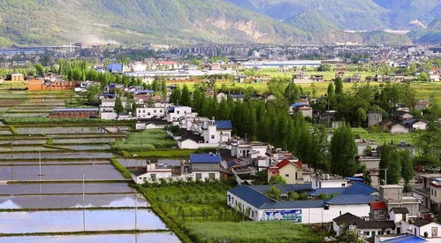 梅州新阶联的成立：社会阶层组织建设的时代回应