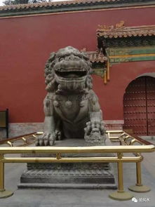 二、 石狮子的风水作用：威严守护与祥瑞招财