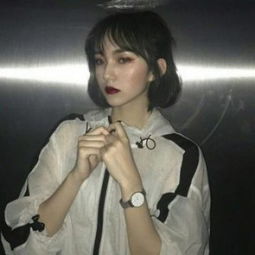 2.2  结合星座特点进行生肖元素的巧妙搭配