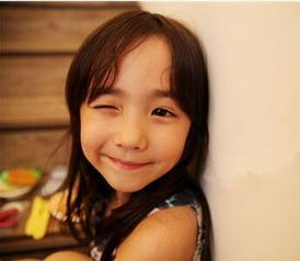 猪宝宝取名张芷宁、张芷慕的女孩名字，哪个更好听？