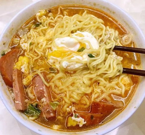 泡面味儿混合着脚臭味儿的酸爽体验