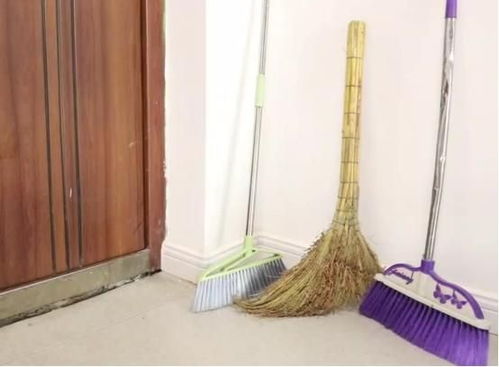 四、 卧室内部及床旁